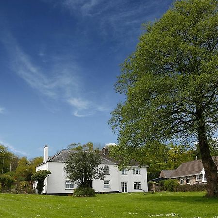 Leworthy Farmhouse Bed And Breakfast Holsworthy Exterior foto